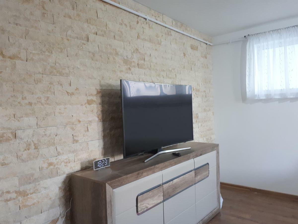 Hunyadi Luxury Ciresica Apartment Сибиу Екстериор снимка